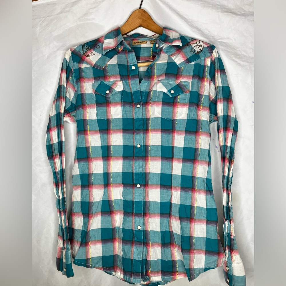 Wrangler VTG pearl snap paisley western shirt